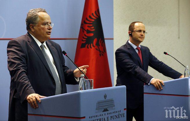 Гръцкият външен министър се срещна с албанския си колега