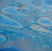 Турски кораб разля огромно количество олио край бреговете на Украйна