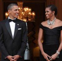 Снимат любовта на Барак и Мишел Обама
