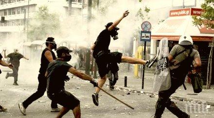 индийската полиция сблъска протестиращи заради убийството млада жена