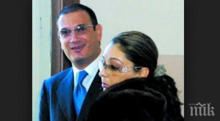 ексклузивно вдовицата доктора купи яхтено пристанище гръцки остров