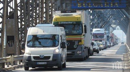 ремонтът дунав мост удължава преминаването един час