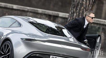 новият филм 007 премиера октомври