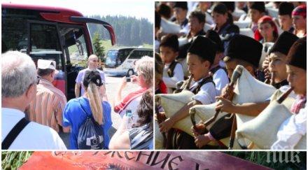 такова чудо роженският събор направи истински фурор хиляди стичат натам образуваха километрични задръствания