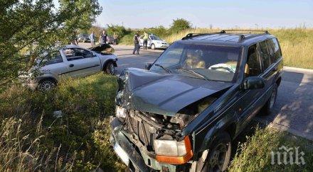 тежка катастрофа разград шофьор реши пробва ремонтираната кола бесен рейд заби джип