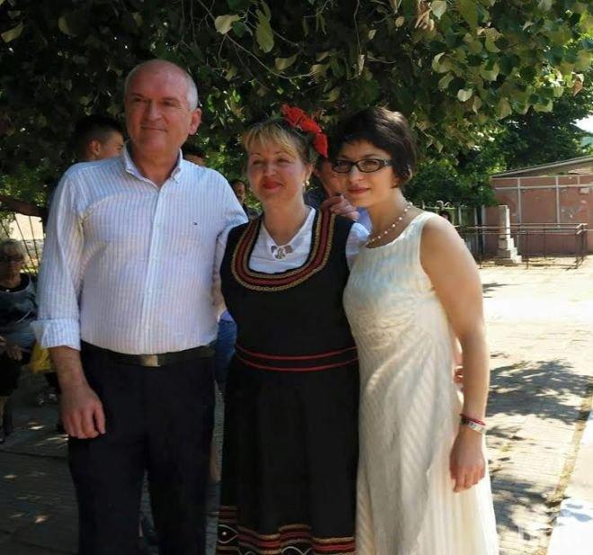 Десислава Атанасова и Димитър Главчев присъстваха на освещаване на храм във Вършец