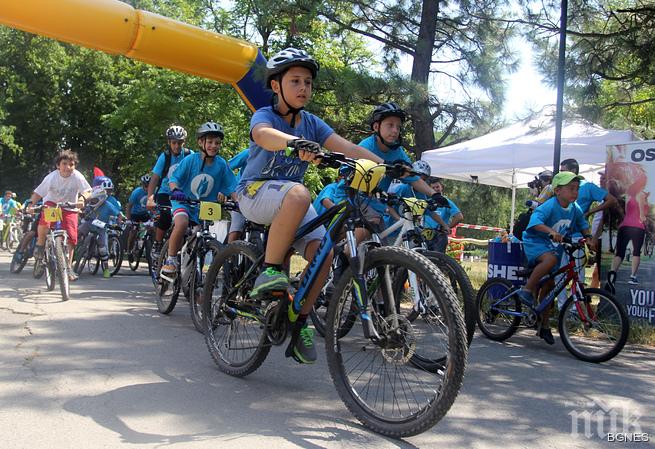 Над 90 души се включиха във велосъстезанието в подкрепа на пациенти с Паркинсон