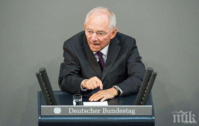 Германският финансов министър готов да хвърли оставка заради Гърция