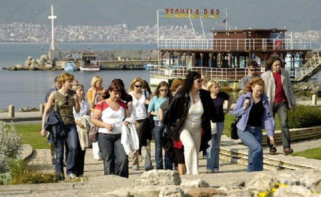 200 000 израелски туристи у нас 
