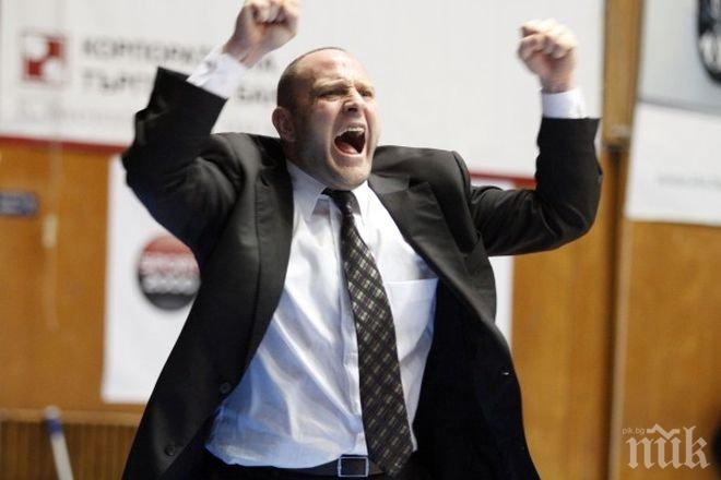 Тити Папазов: Виждам светлина в тунела за Левски