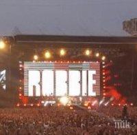 Екипът на Роби Уилямс идва 3 дни по-рано