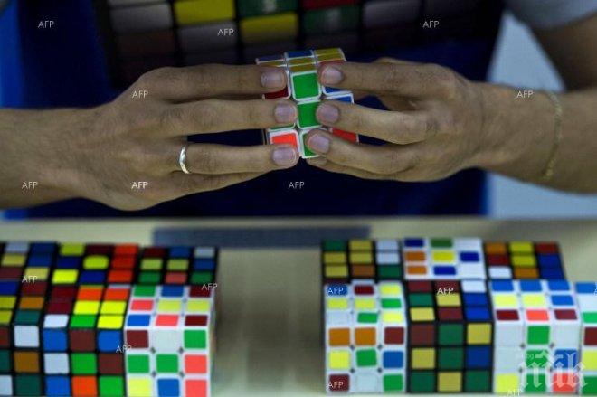 Австралийски тийнейджър спечели за пореден път Световното първенство за нареждане на куба на Рубик