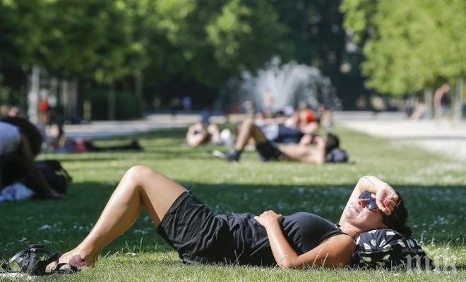 ПИК TV: Пловдив е почти празен в жегите