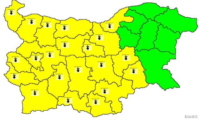 Предупреждение за опасни горещини в половин България
