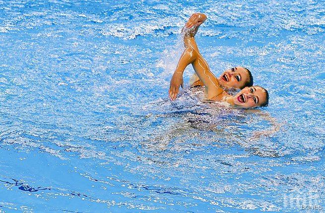  Националките по синхронно плуване отпътуваха днес за Световното