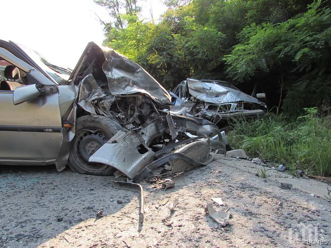 23-годишен е загиналият при катастрофата на пътя Стара Загора-Чирпан