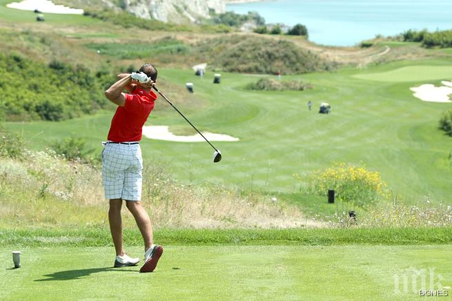 Десети юбилеен шампионат по голф за аматьори