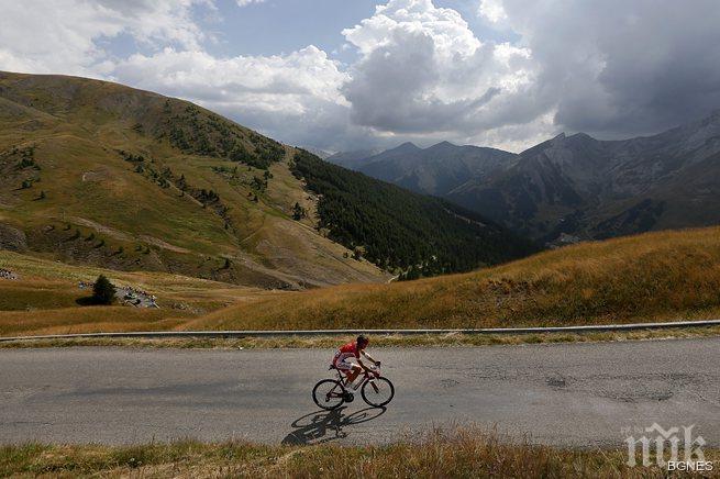 Фруум удържа атаките на Куинтана в 17-ия етап