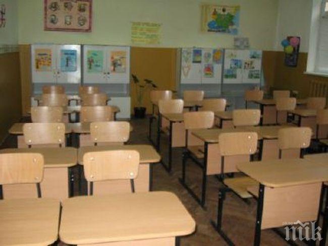 93 са свободните места в гимназиите в Пиринско след седми клас