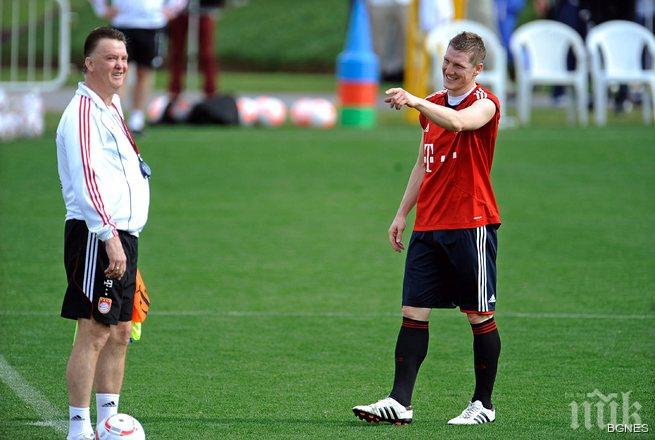 Ван Гаал: Изненадващият трансфер няма да е нападател