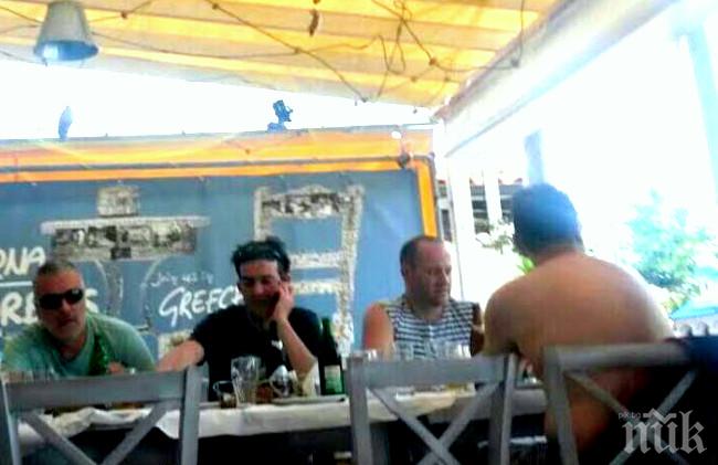 Неизтрезнял, Радан призна, че иска да удари главния прокурор. Всъщност мястото му е при Босия - да хвърлят домати срещу парламента