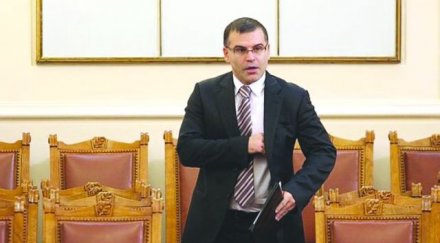 правителството харчи последно изборите обеща дянков