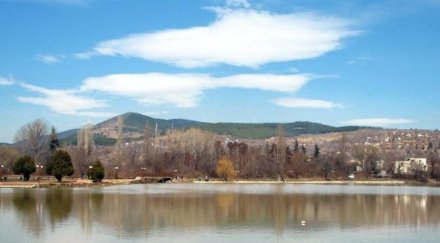 труп младо момиче изплува стара загора