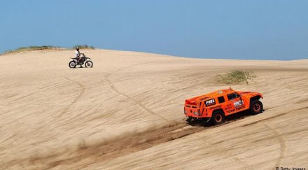 стефан петерхансел поведе рали дакар