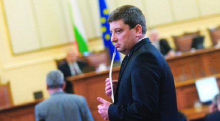 червенкондев вече против нова ядрена централа