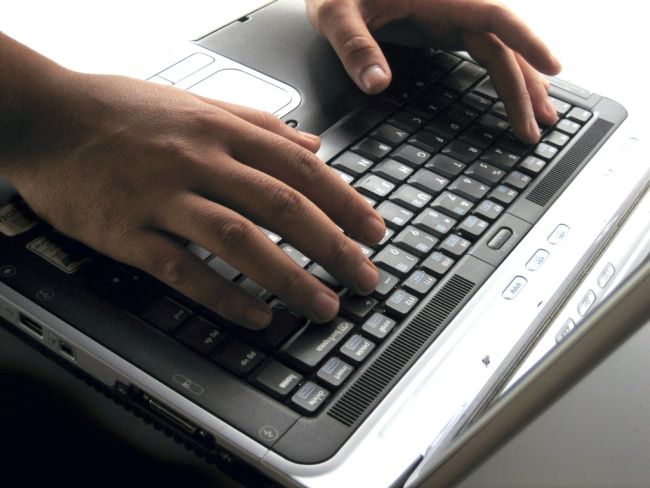 Осъдиха шотландски педофил, укривал се в България