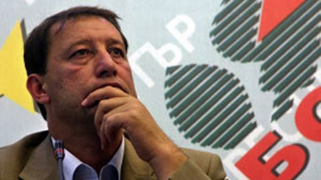 БСП обмисля нов вот на недоверие