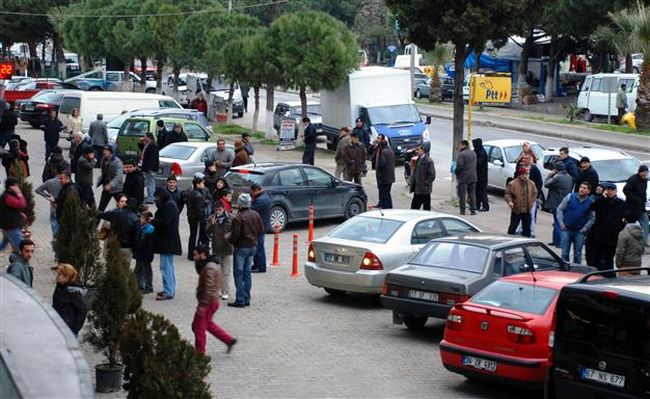 Трусът е усетен 6,2 по Рихтер в Турция (Видео)