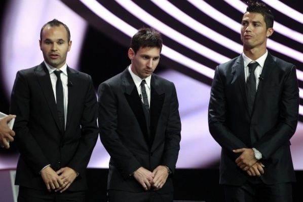 Вижте всички награди на ФИФА за 2012 година и техните кавалери