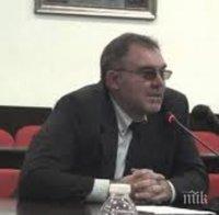 Икономист: Трупането на нови дългове ни води към съдбата на Гърция