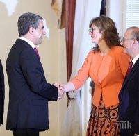 Какво става. Това не е съдебна реформа, а истеричен донос на мюрето Христо Иванов, което обслужва олигархическия кръг около Плевнелиев и Прокопиев. Голямата цел е втори мандат на Роско