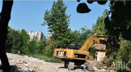 скандално кмет прати багери сринат паметник културата