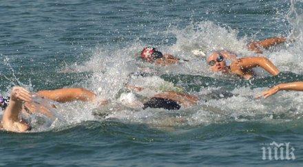 айдарски знаменосец делегацията казан