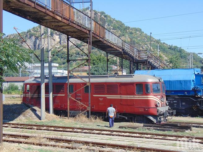 БДЖ даде крачка назад от чистката в Пловдив