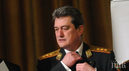 шефът националната пожарна три групи огнеборци гасят пожара рила