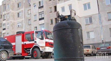 бащата изгаряния синът заради гръмналата бутилка бургаско