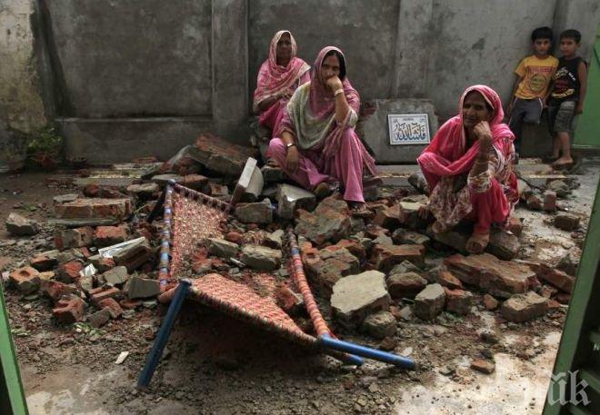  Нападатели във военна униформа проникнали в полицейски участък в Индия