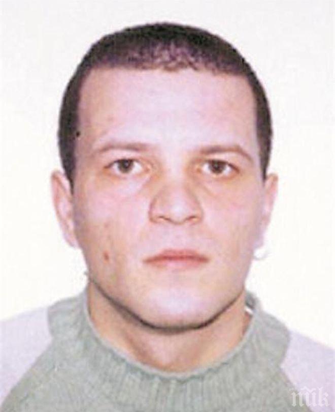 Пандизчията, който наръга надзирател, убил жестоко жена си през 2008 г., след като избягал от затвора