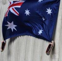 Осъдиха австралийка за секс с 12-годишен