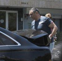 Първо в ПИК! Юксел Кадриев шашка туристки в Слънчев бряг с невероятни спортни умения