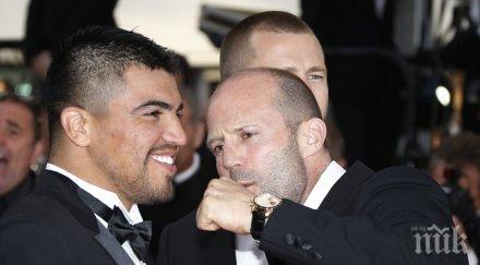 арестуваха бивш световен шампион бокс нападение оръжие