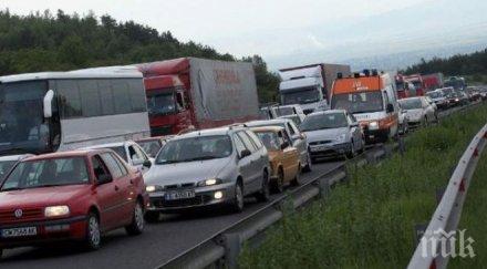 кошмар магистрала тракия терорът шофьорите продължава задръстванията километрични