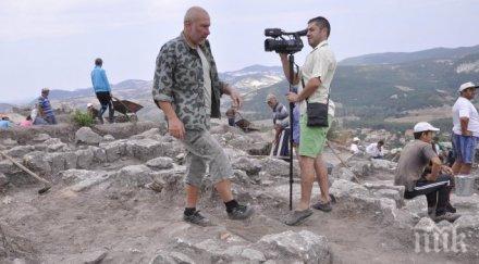 две седмици откриват централния площад перперикон