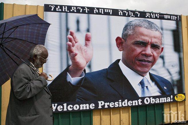 Президентът Обама разгледа скелета на Люси в Етиопия