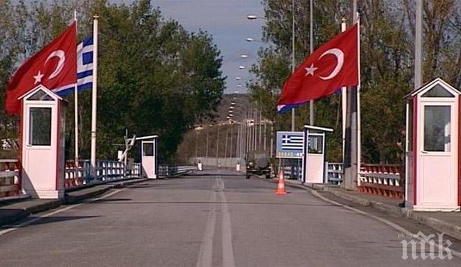 Турция продължава с ударите срещу Ислямска държава