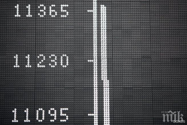 Атинската борса остава затворена и днес